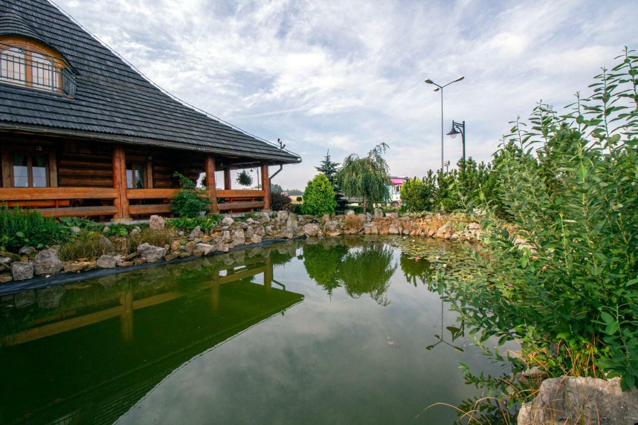 Hotel Stary Mlyn Koziegłowy Exterior foto
